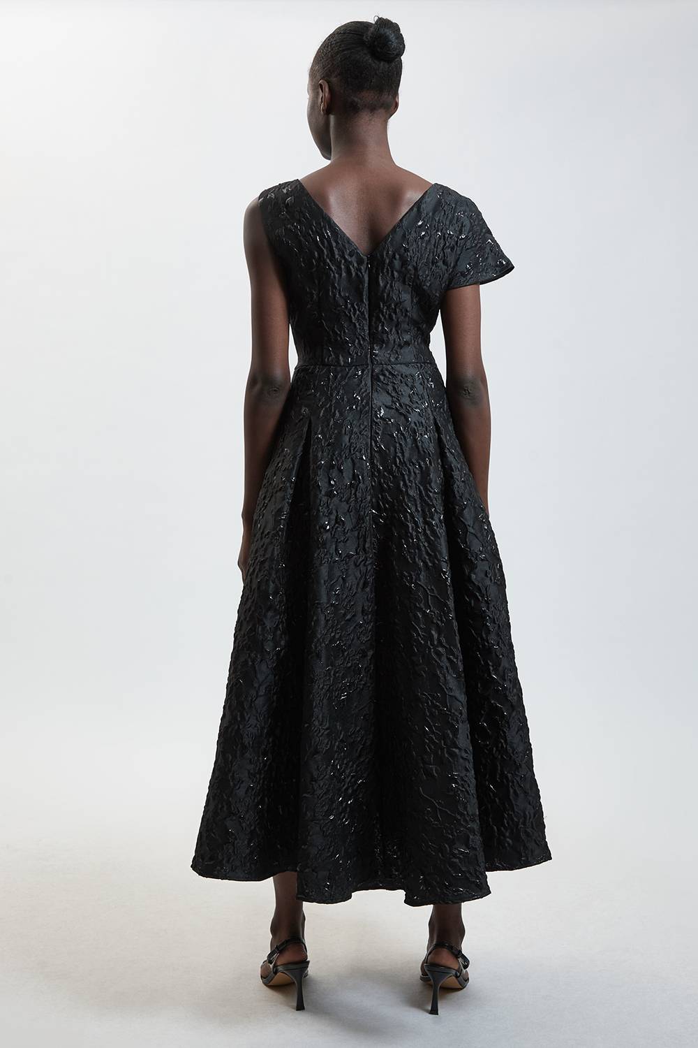 KarenMillen Robe Midi Jacquard À Manche Asymétrique