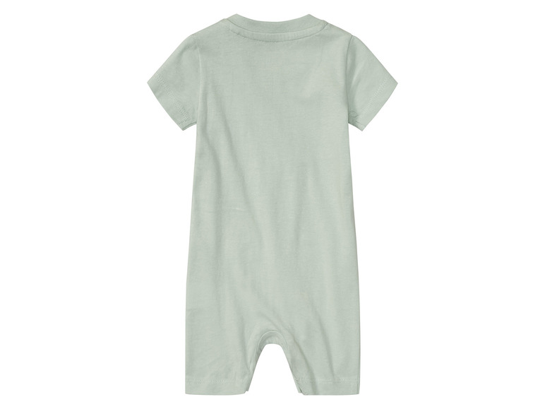 2 baby pyjama's