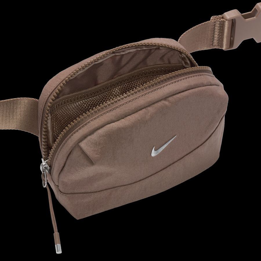 Nike Aura