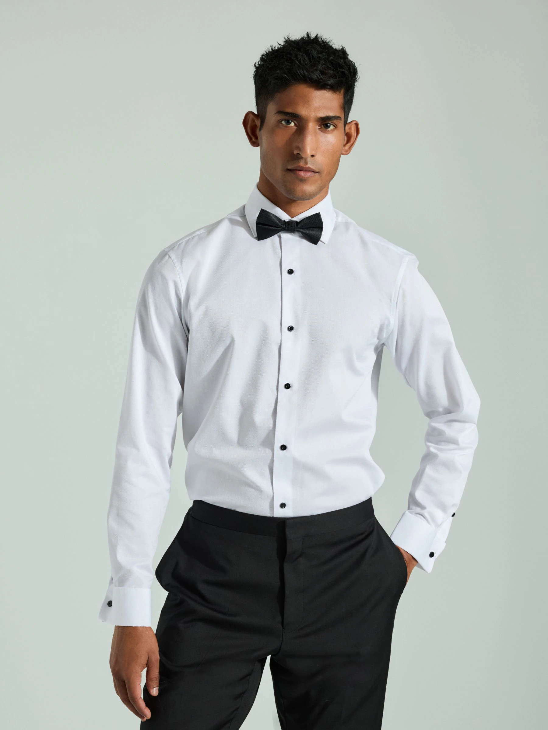 Witte structuur/zwarte vlinderdas - Regular Fit Double Cuff Shirt And Bow Tie Pack