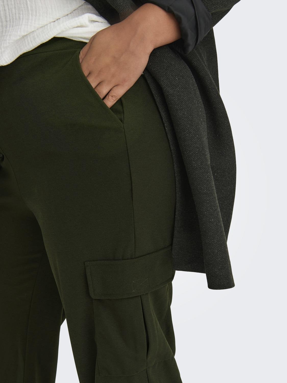 CARVERIA Normal geschnitten Cargo-Hose Winter Moss