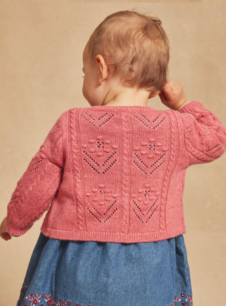 Cardigan rose passion en tricot ajouré