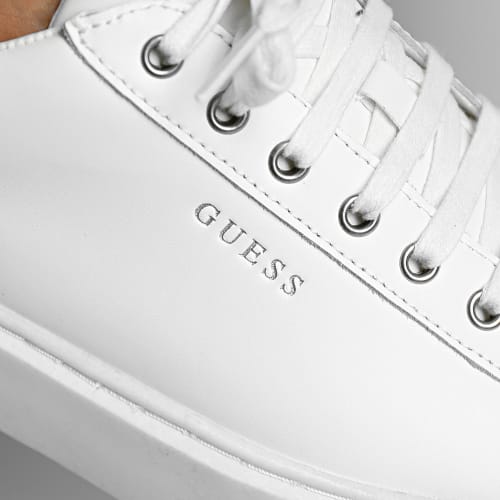 Baskets FM8VICLEA12 White Red