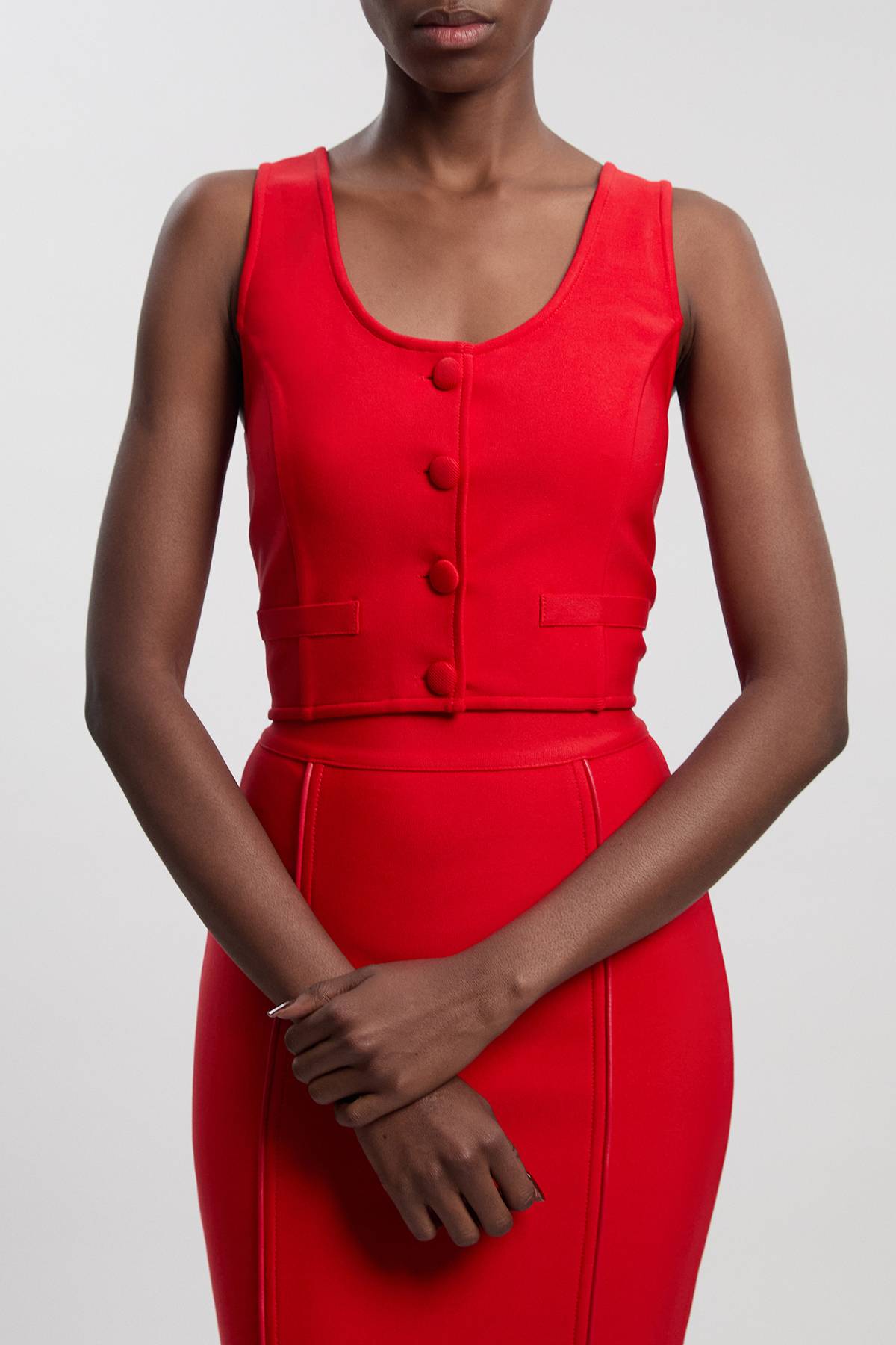 KarenMillen Haut à Encolure Dégagée avec Détails Boutons Bandage