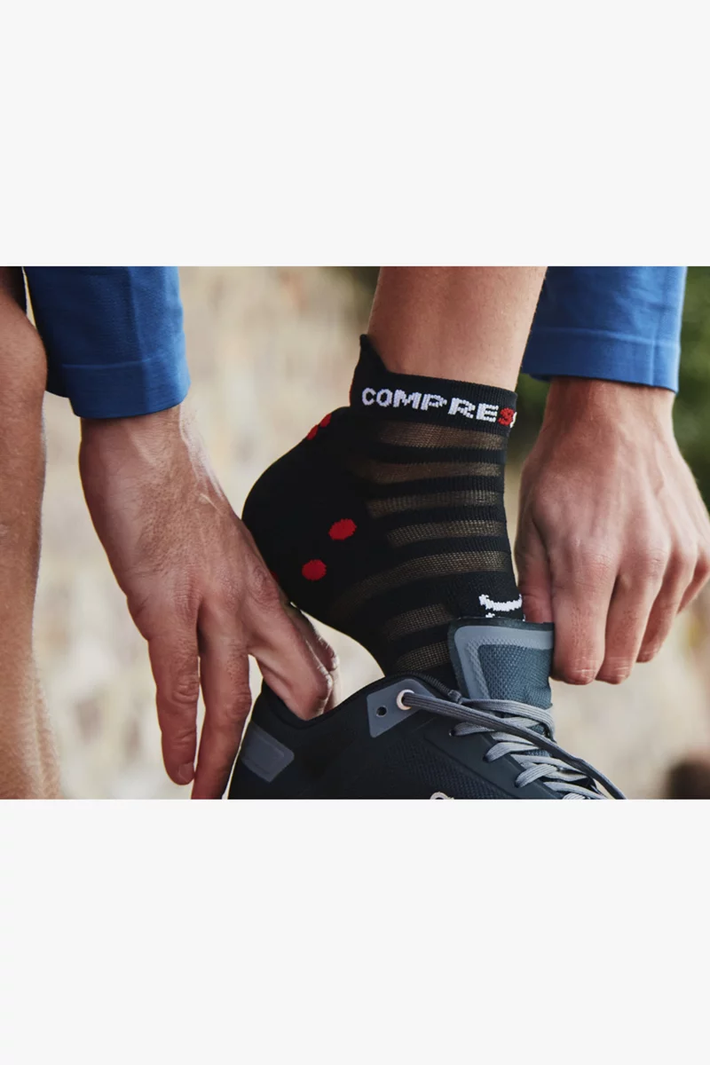 Compressport Pro Racing v4.0 Ultralight Run Low 35-47 Runningsocken