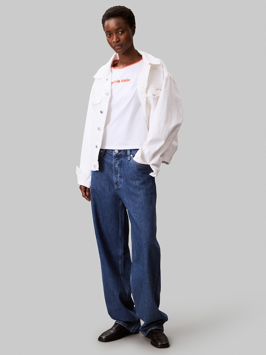 CALVIN KLEIN JEANS<br>Camiseta de manga curta com logo retrô