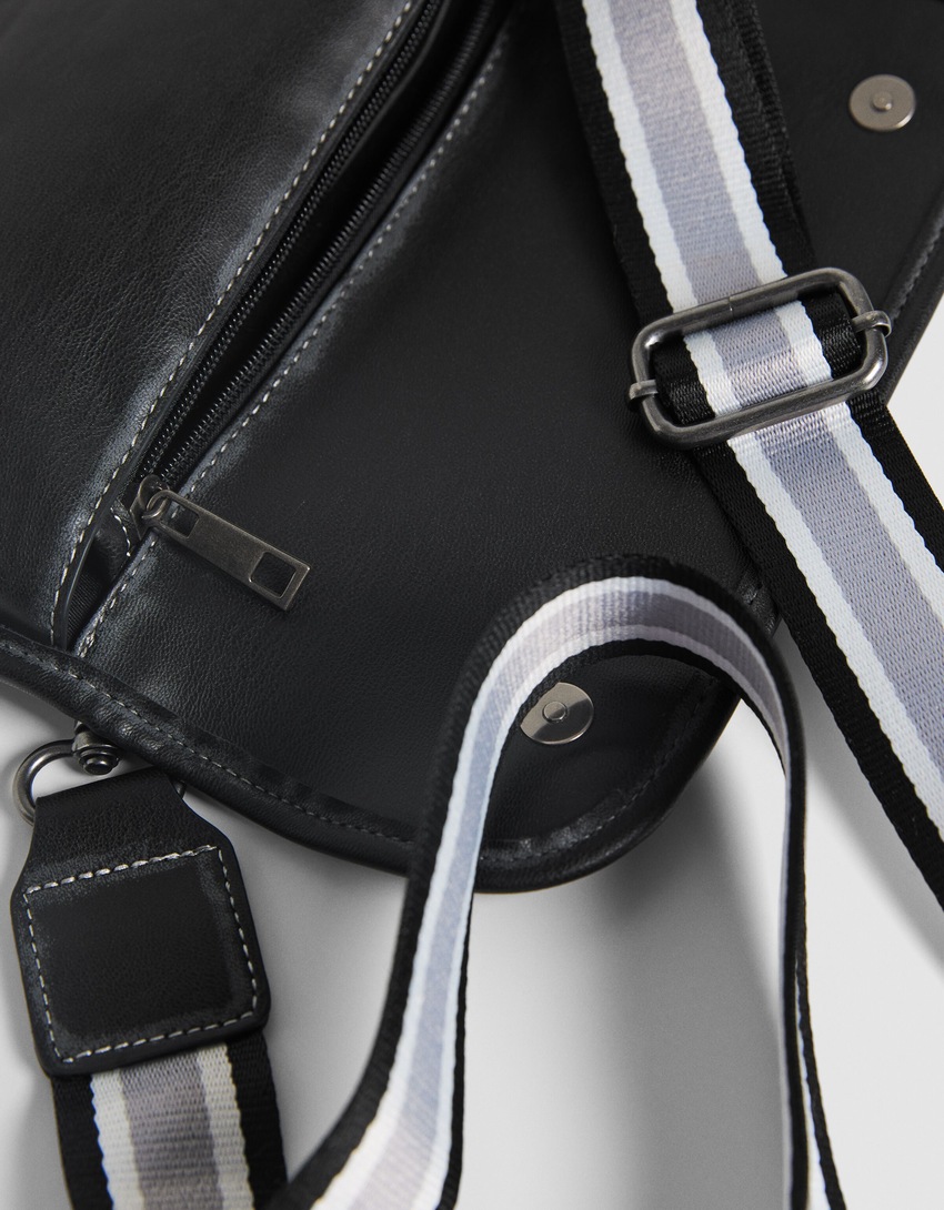 Bolsa transversal com alça colorida