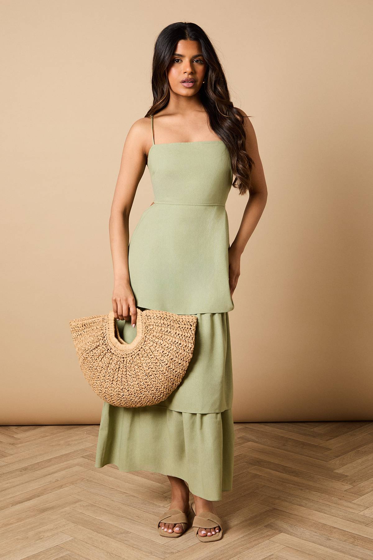 Oasis Robe Maxi Étagée Petite à Liens Dos