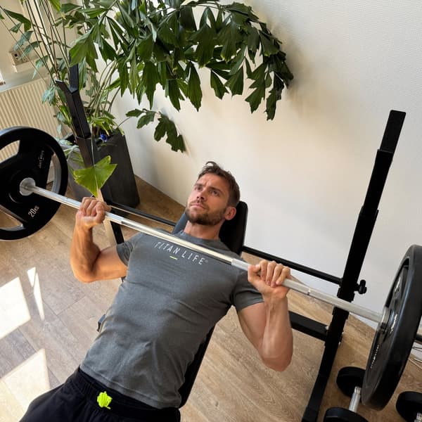 TITAN LIFE Essential Bench II