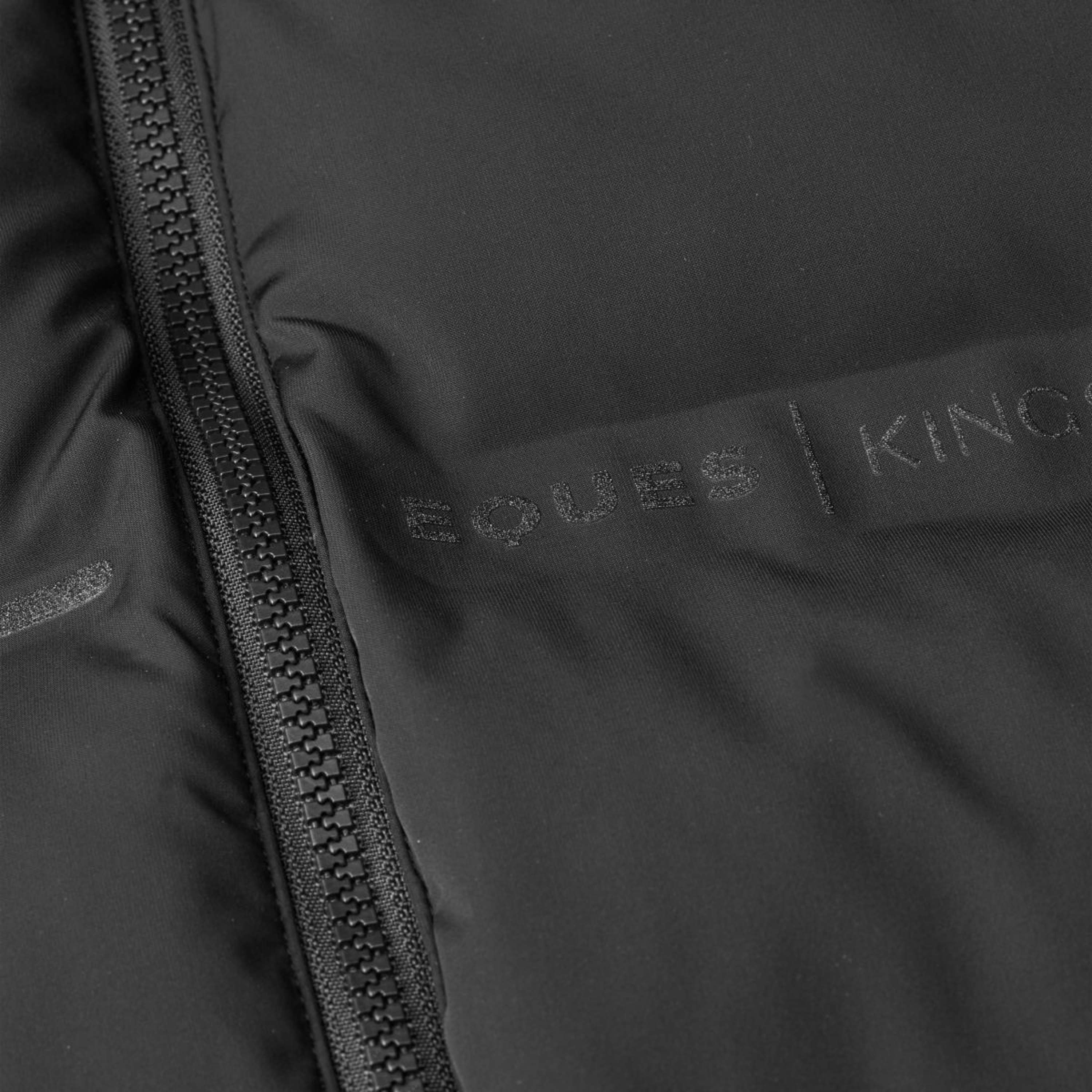 Kingsland X Eques Jas Sara Zwart