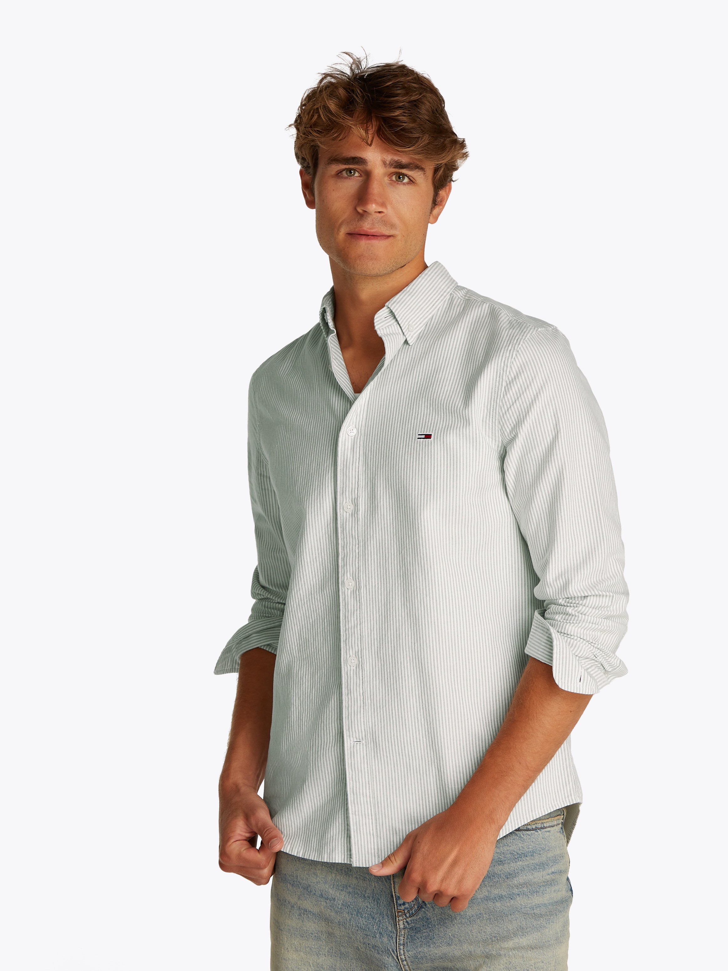 Tommy Jeans Langarmhemd »TJM SLIM STRIPE OXFORD SHIRT EXT«, Mit Button-Down-Kragen