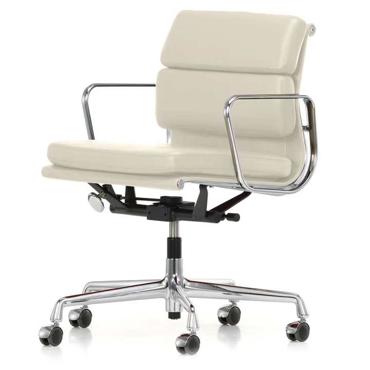 Vitra - EA 217 Soft Pad Bürostuhl beschichtet tiefschwarz mit Armlehnen, drehbar, Leder Premium F nero (Hartbodenrollen)