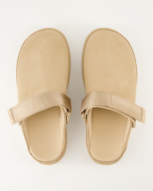 UGG W GOLDENSTAR CLOG Pantoletten in Beige
