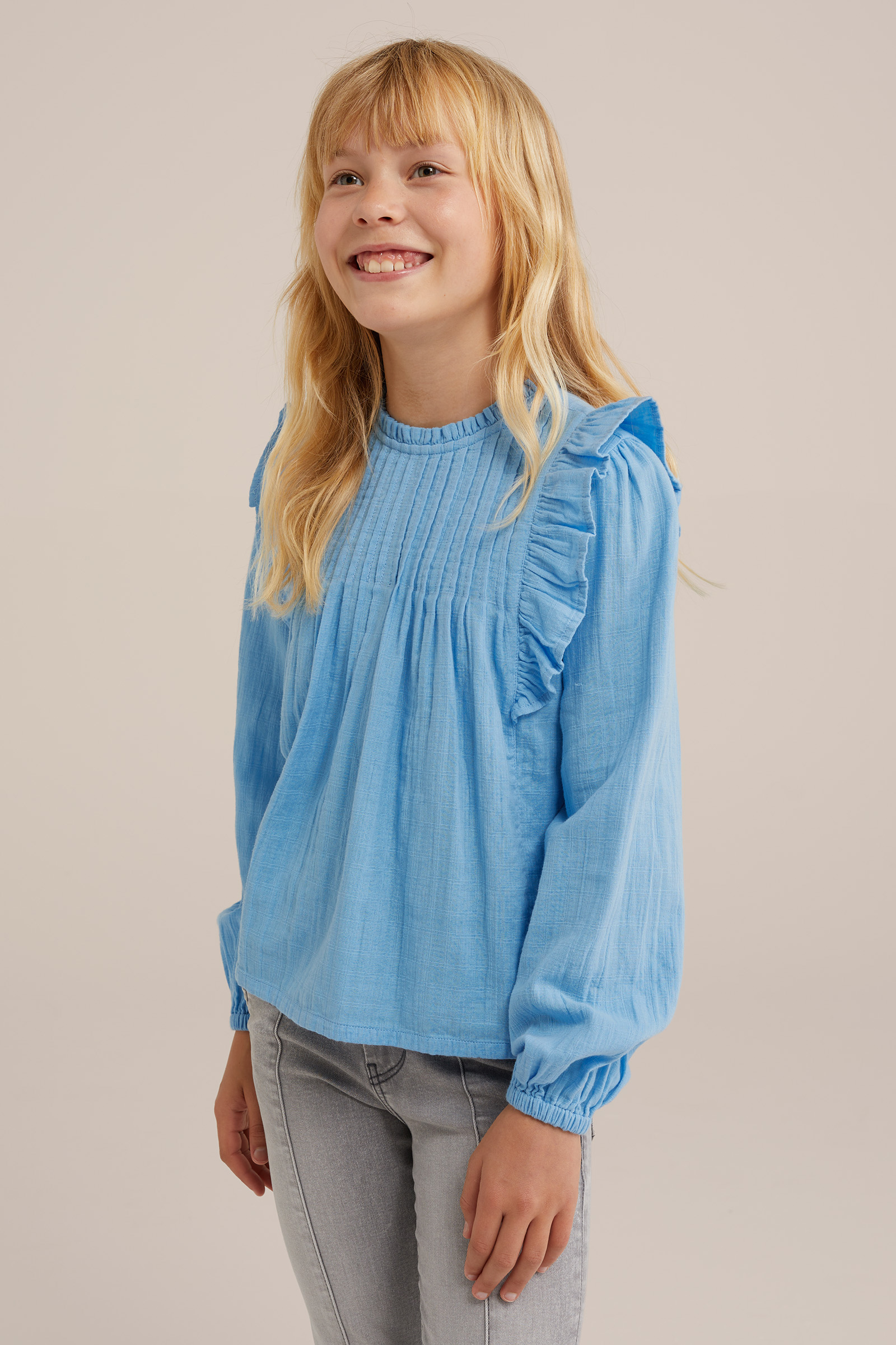 Meisjes blouse met ruches WE Fashion Lichtblauw