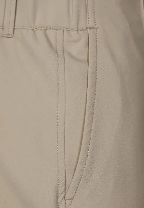 Casual Fit Hose - safari beige