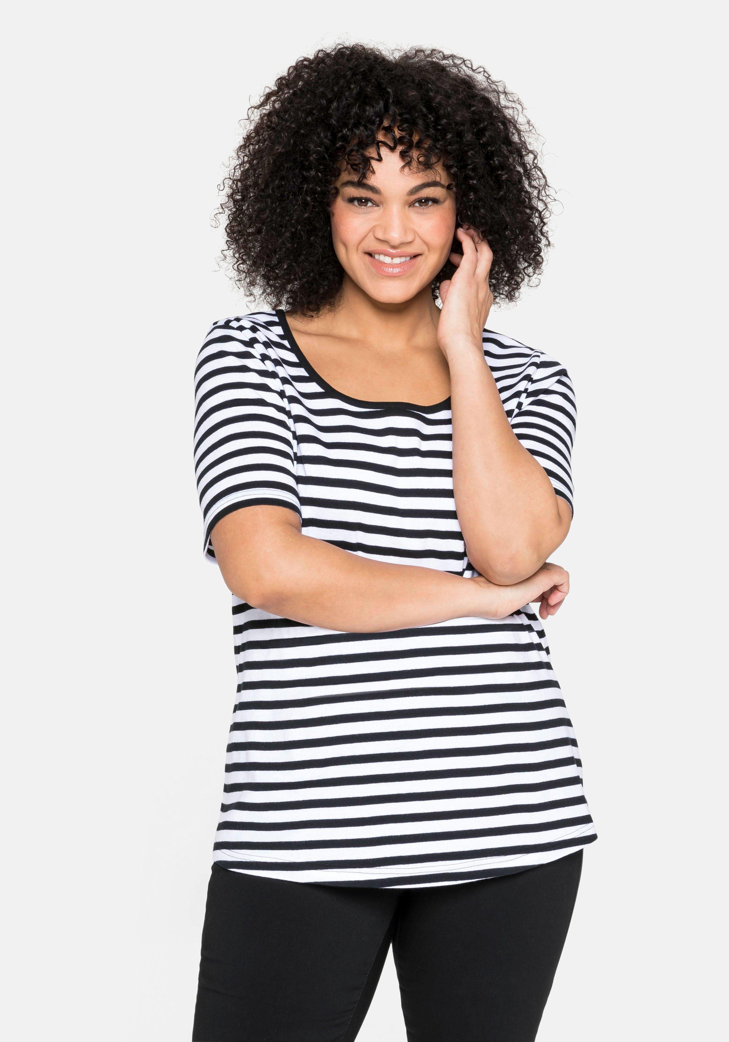 T-Shirt mit Streifen und Rundhalsausschnitt