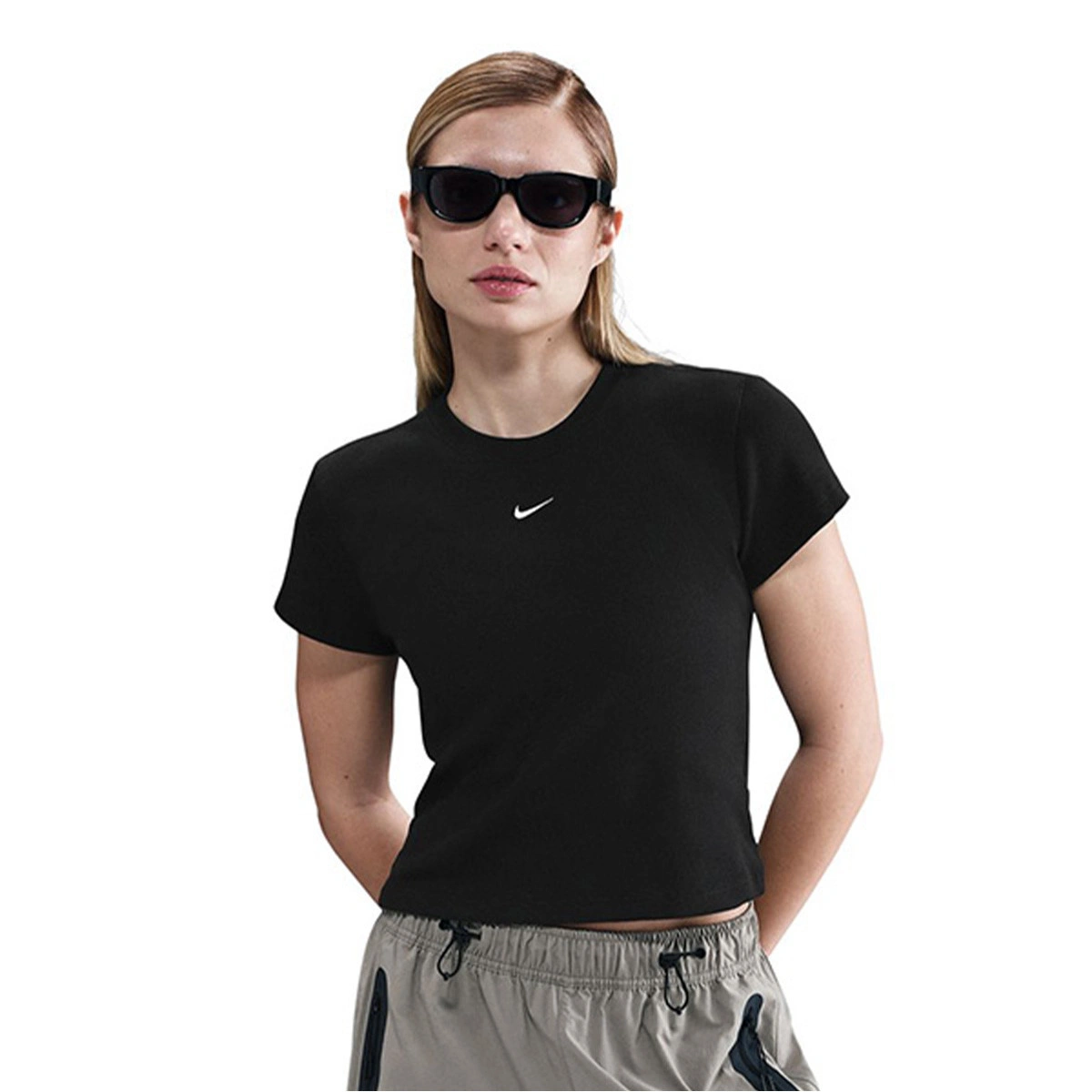 T-Shirt Nike Sportswear Mulher
