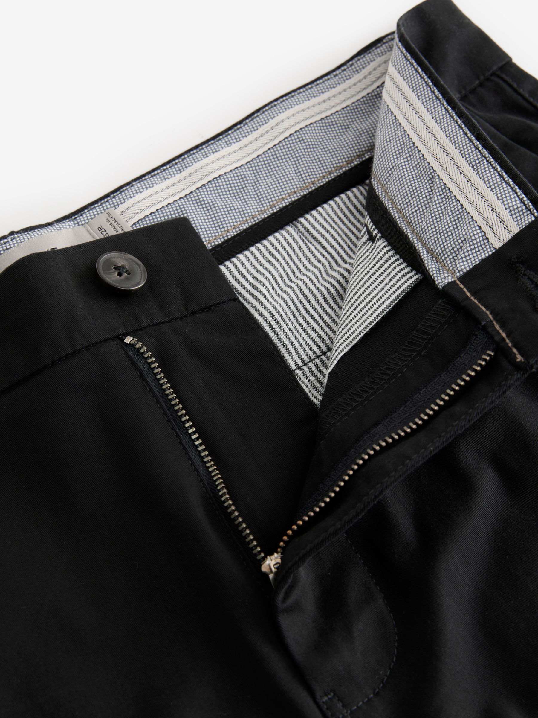 Zwart - Strakke Pasvorm - Chinoshort met stretch