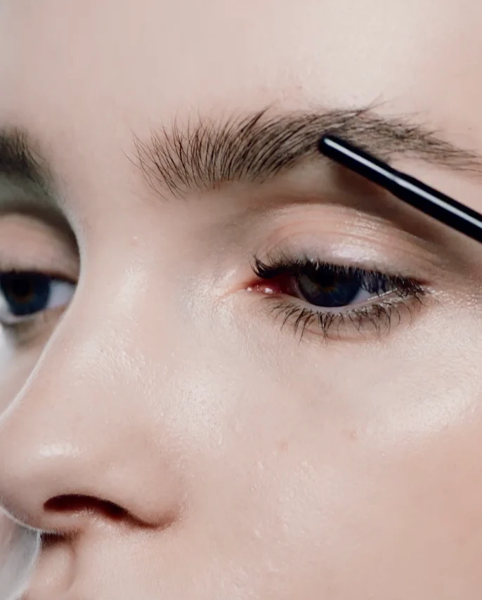 Victoria Beckham Beauty FeatherFix Gel Fixateur de Sourcils