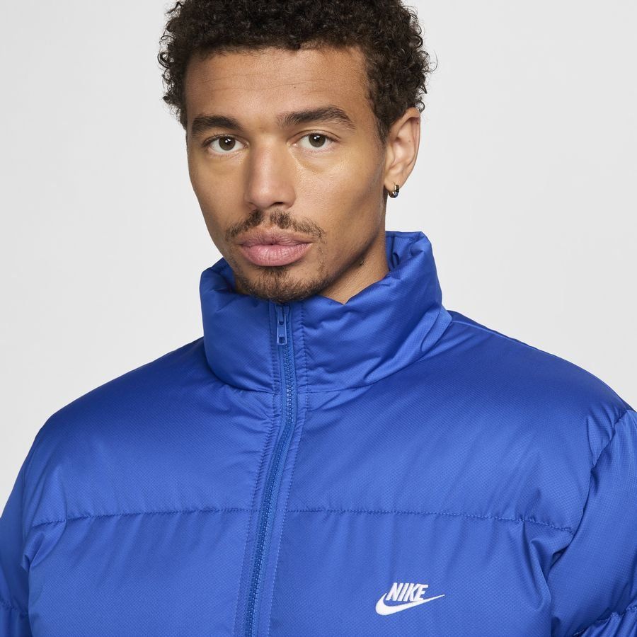Nike Sportswear Club