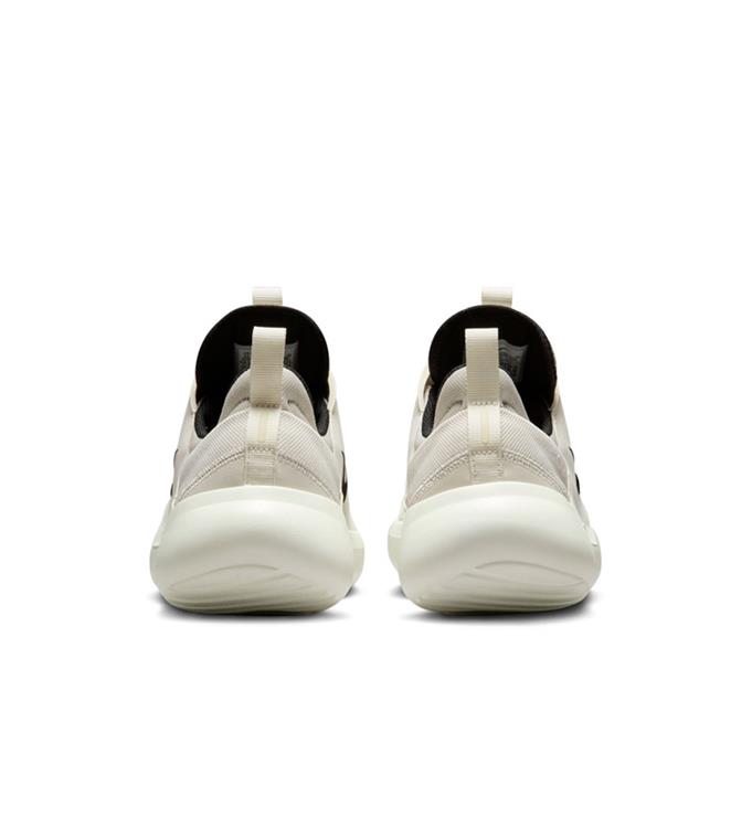 Nike Men Nike E-Series AD Sneakers