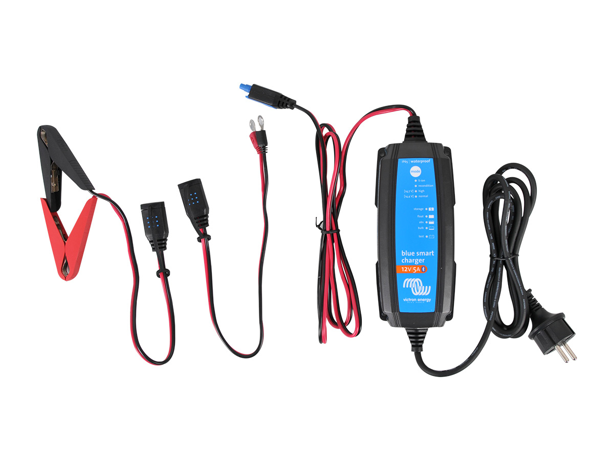 Victron Blue Smart IP65 5A acculader
