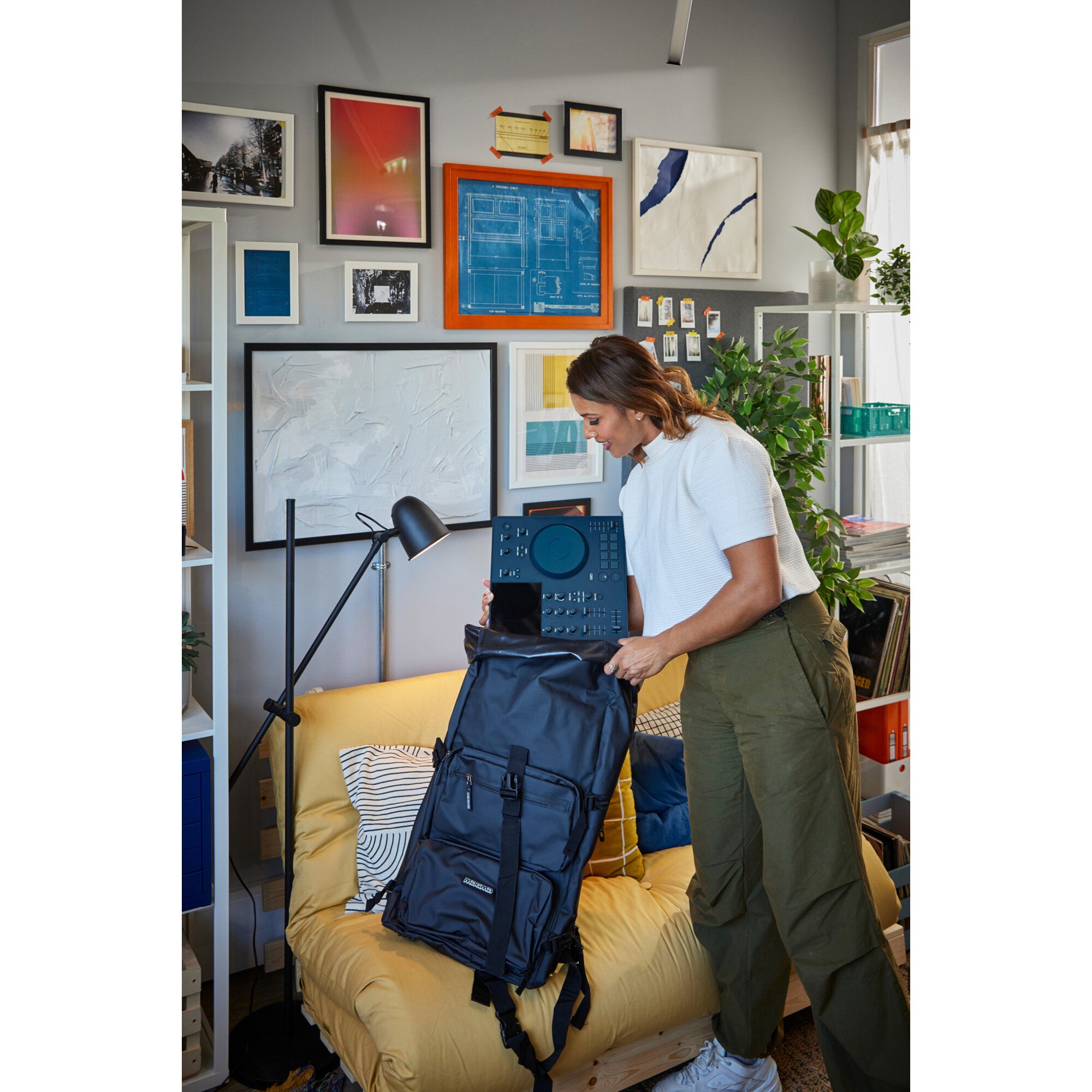 AlphaTheta Omnis-Duo all-in-one mobiel DJ-systeem