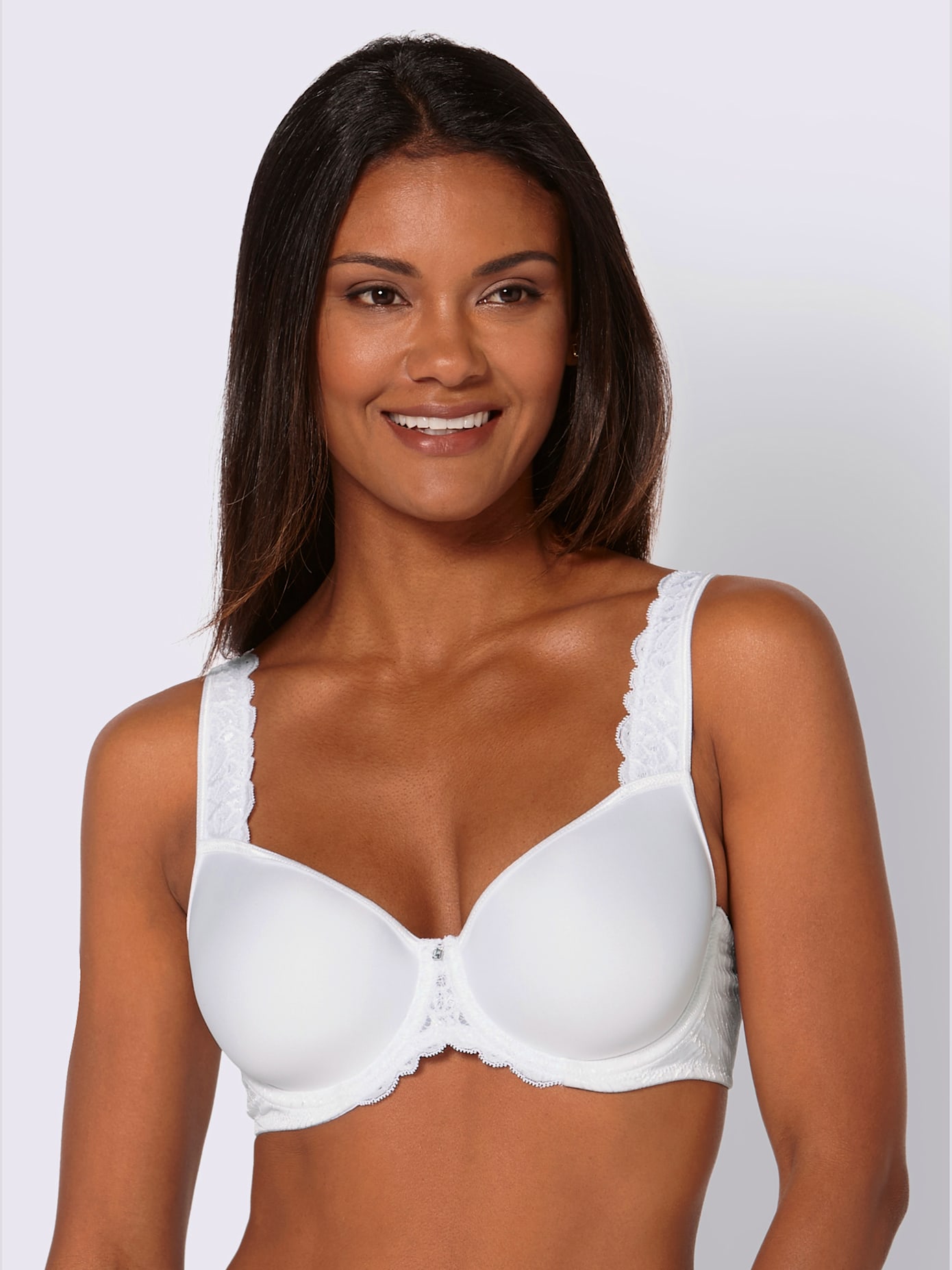 Soutien-gorge à coques avec armatures bon. b, c, d, e, f, g