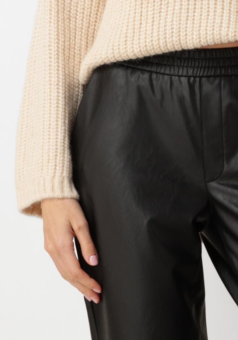 zwarte dante6 chino geza faux leather chino
