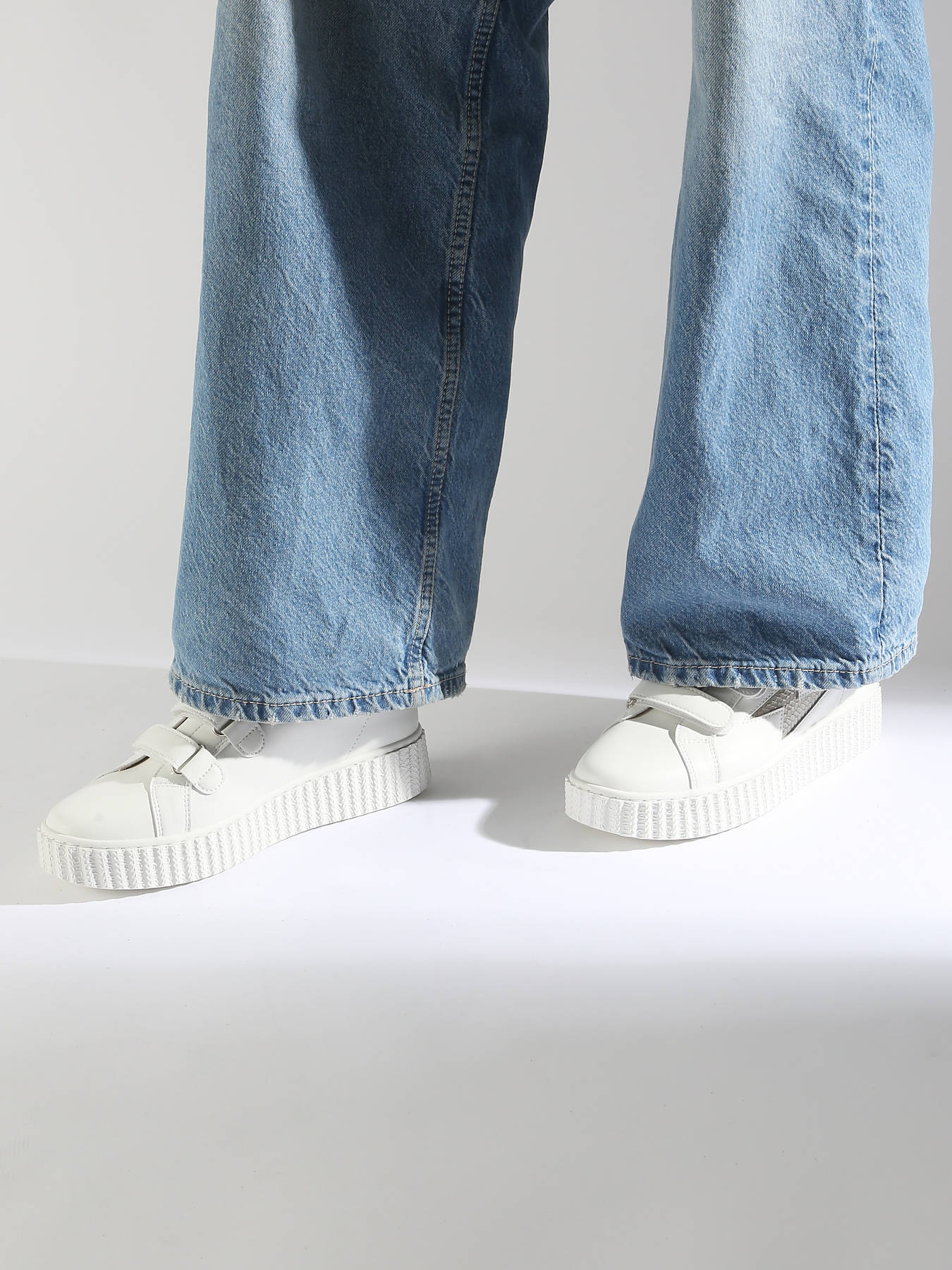 Sneakers VANESSA WU