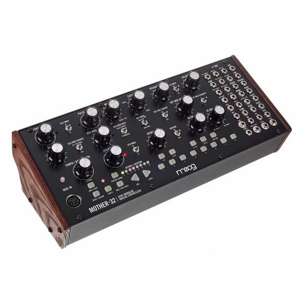 Moog Mother-32