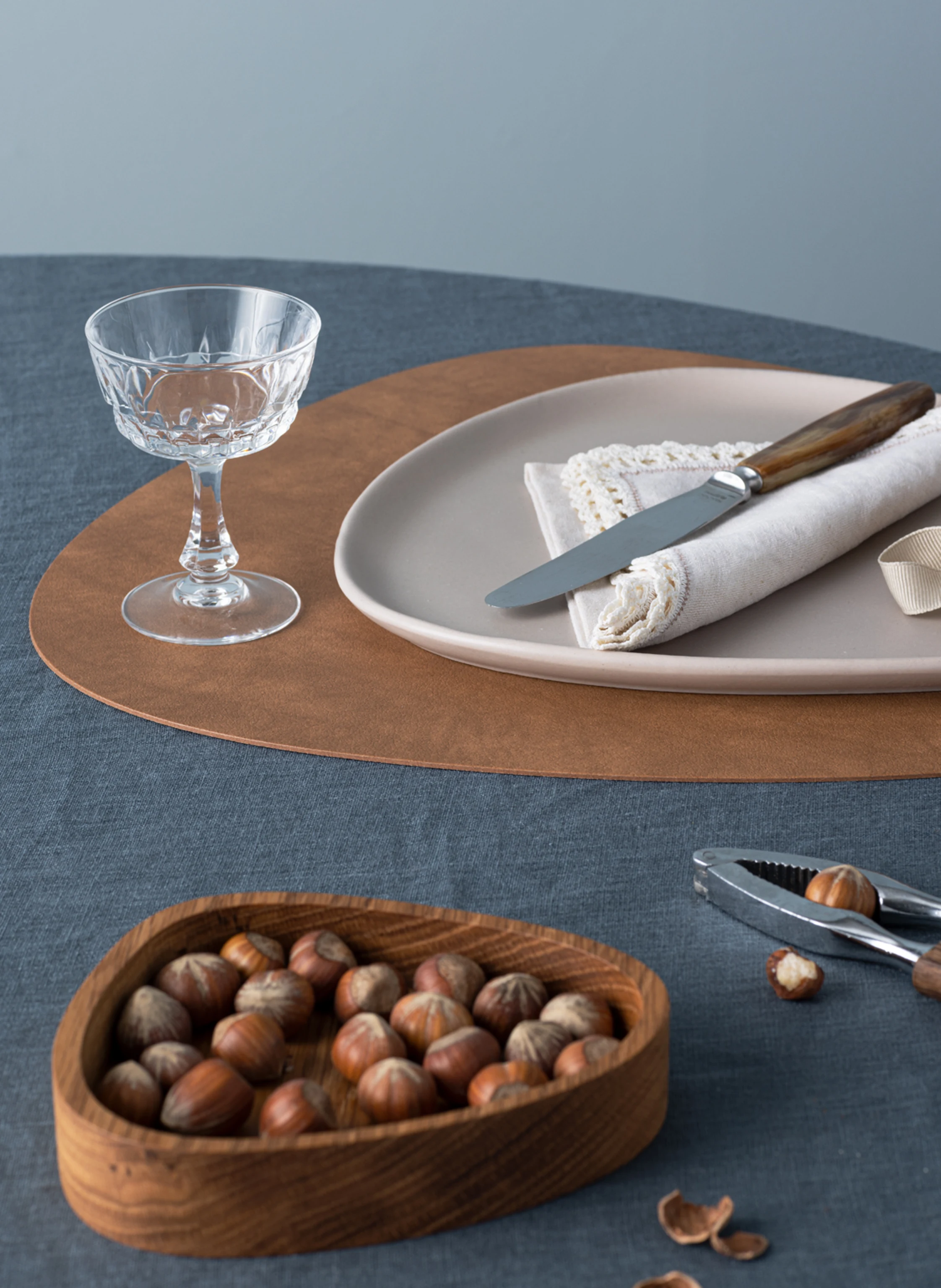 LINDDNA Tischset CURVE L aus Leder