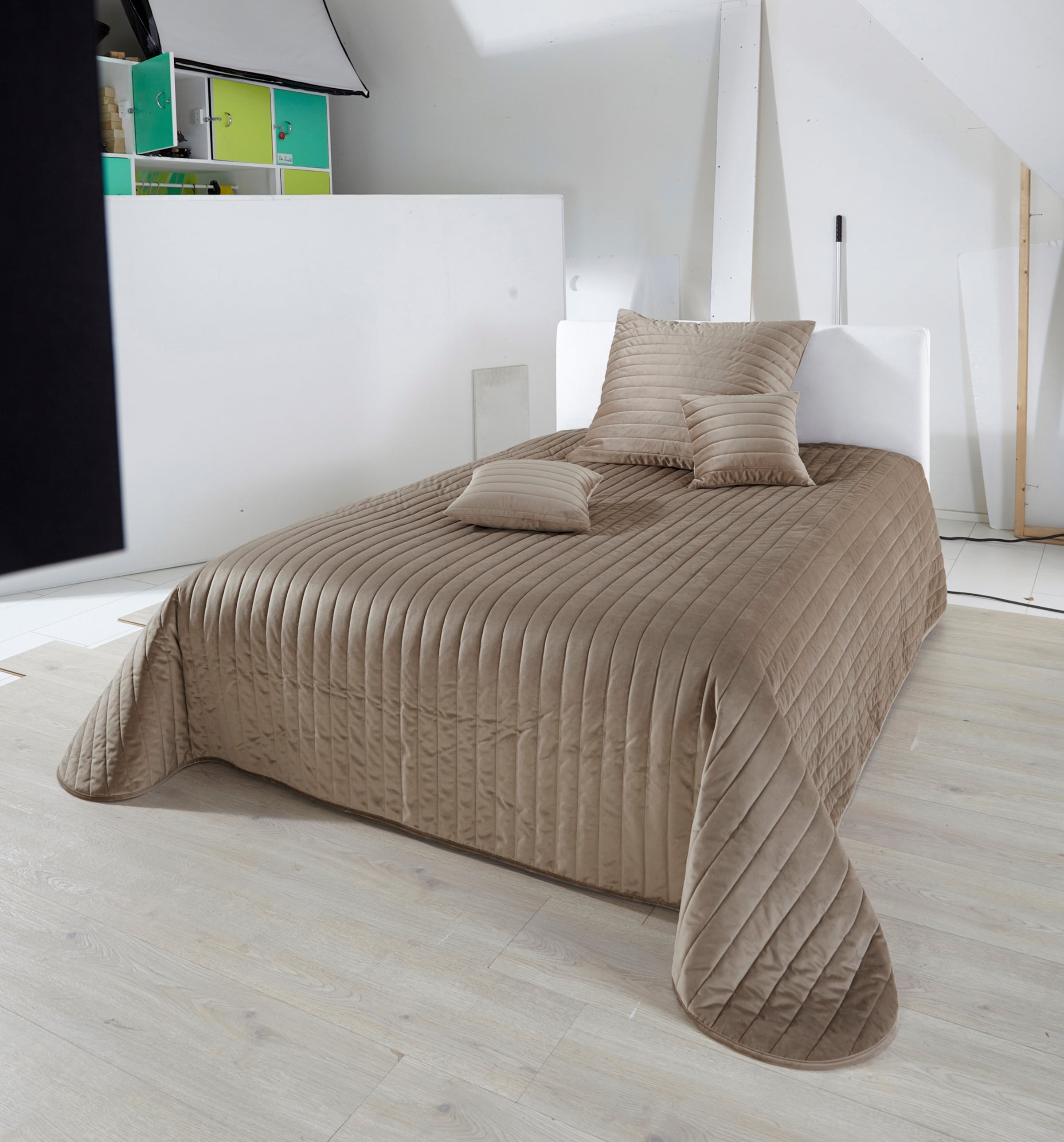 heine home Tagesdecke in taupe