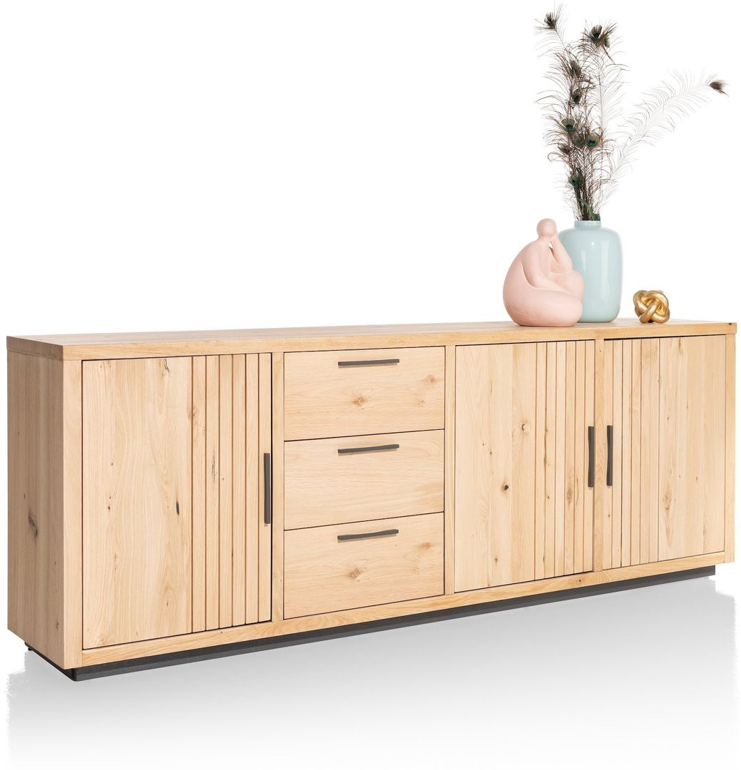 Henders en Hazel Pavie Dressoir
