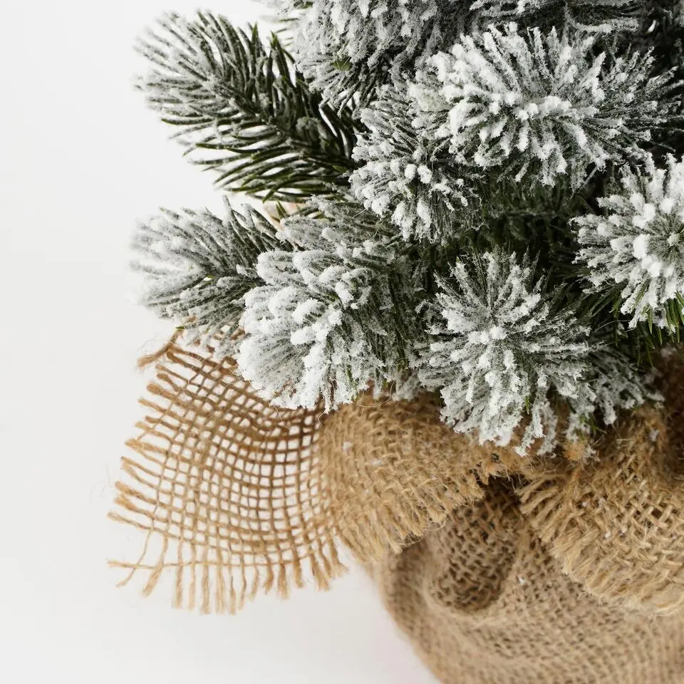 House of Seasons Kunstkerstboom in Jute - H60 x Ø30 cm - Groen Frosted