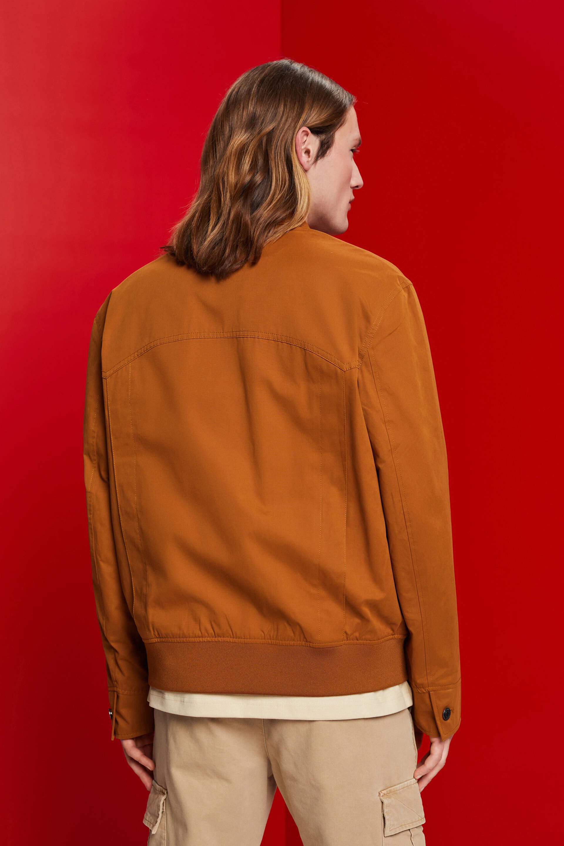 Blouson bombardier doté d’un col à rabattre