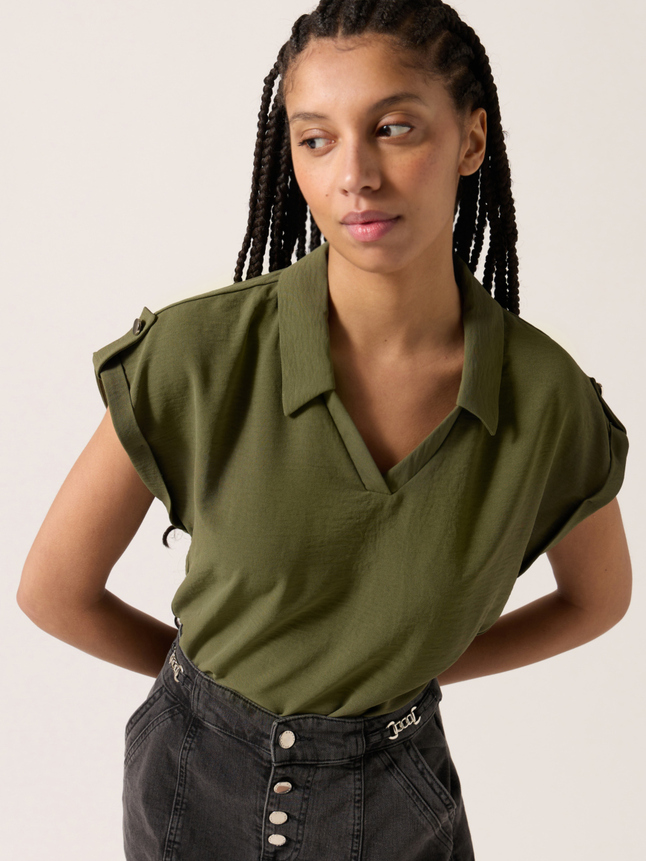 Top col chemise boutons épaules