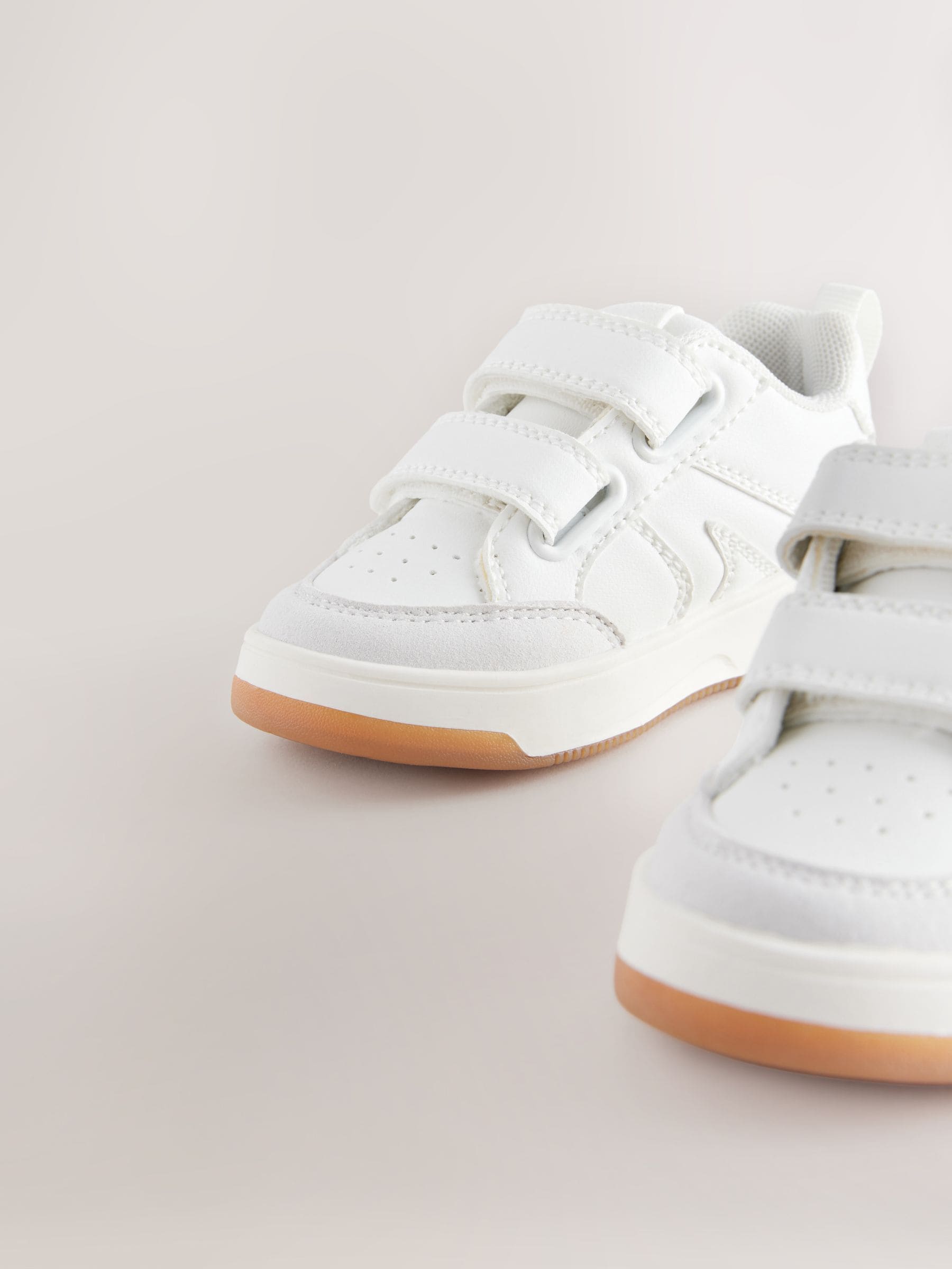 Wit - Trainers met Klittenbandsluiting en twee banden