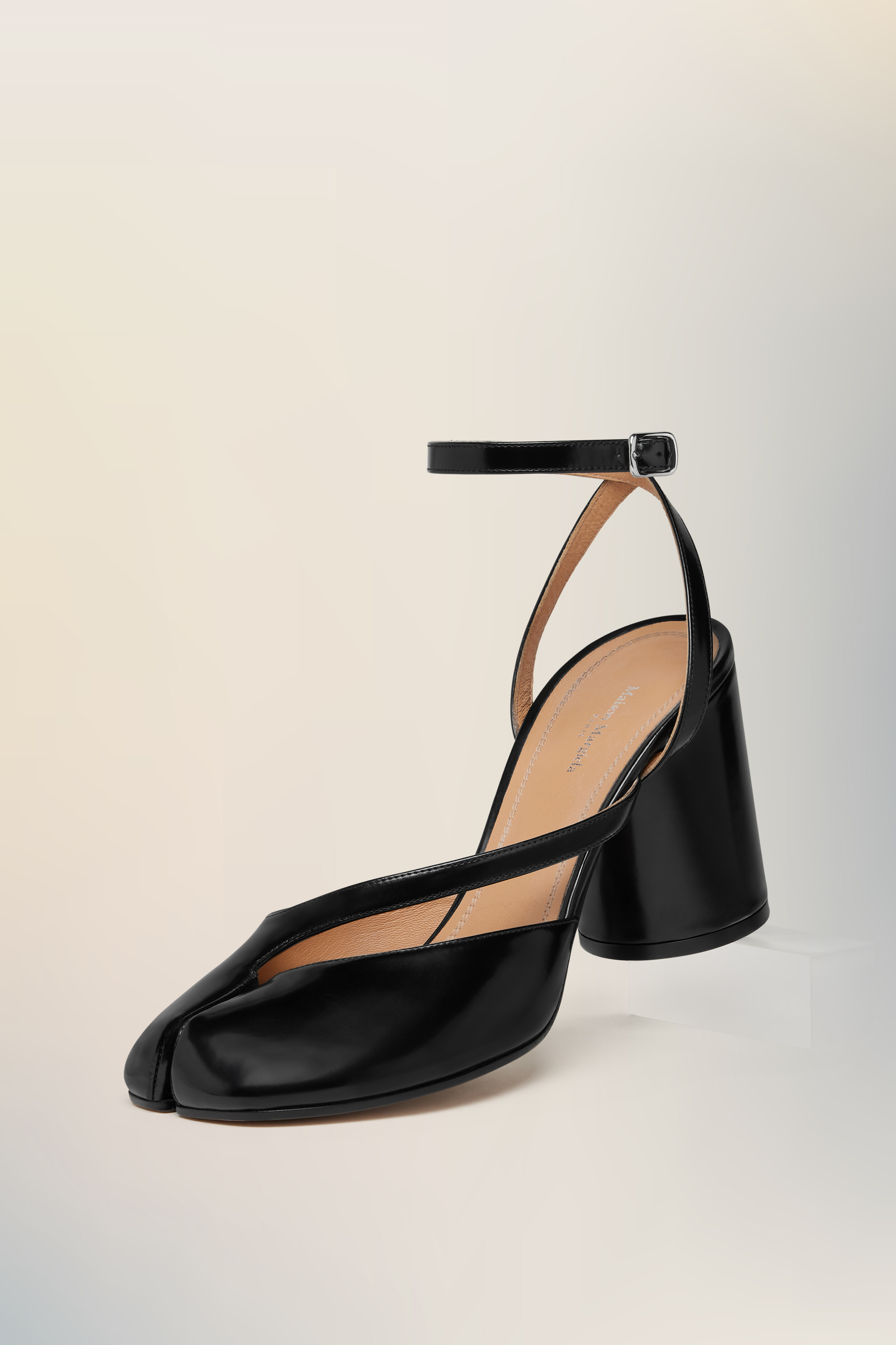 Sandales à talon Tabi noires en cuir pour femme Noir