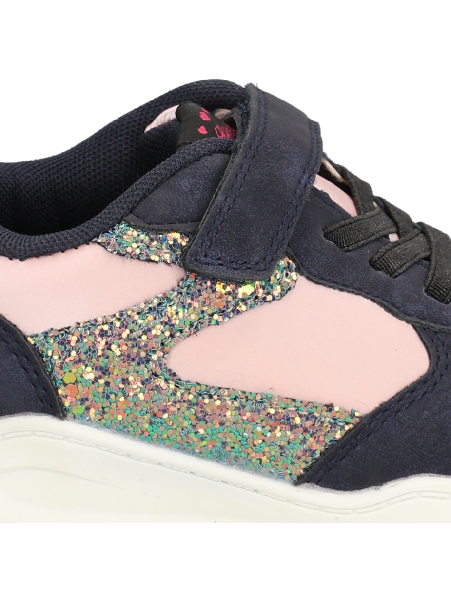 Sneaker