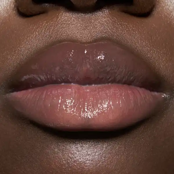 Melt & Shine Juicy Lip Balm 050 Resting Beach Face