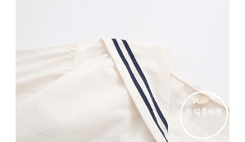 PANDAGO - Blouse met korte mouwen en matrozenkraag