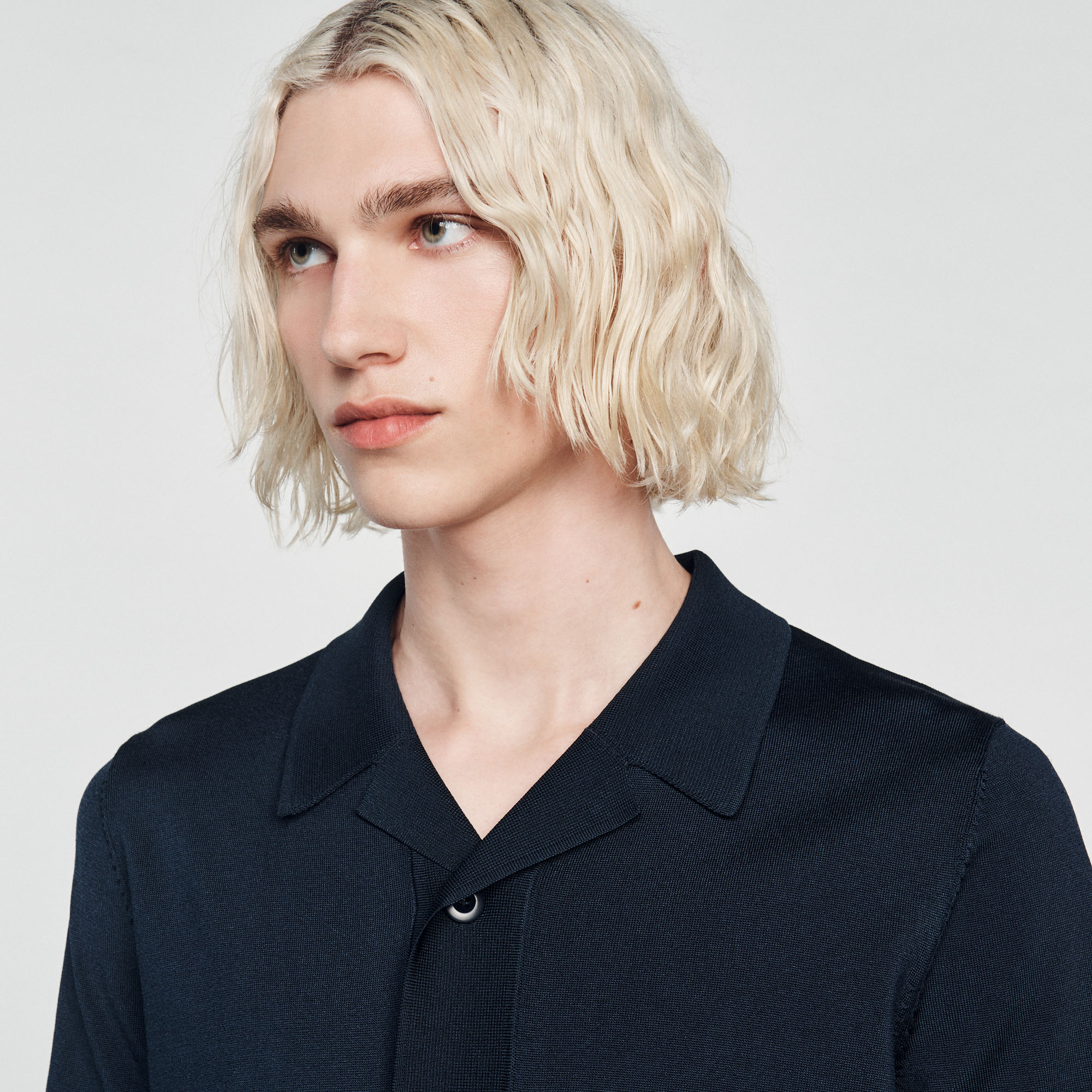 Chemise á manches courtes
