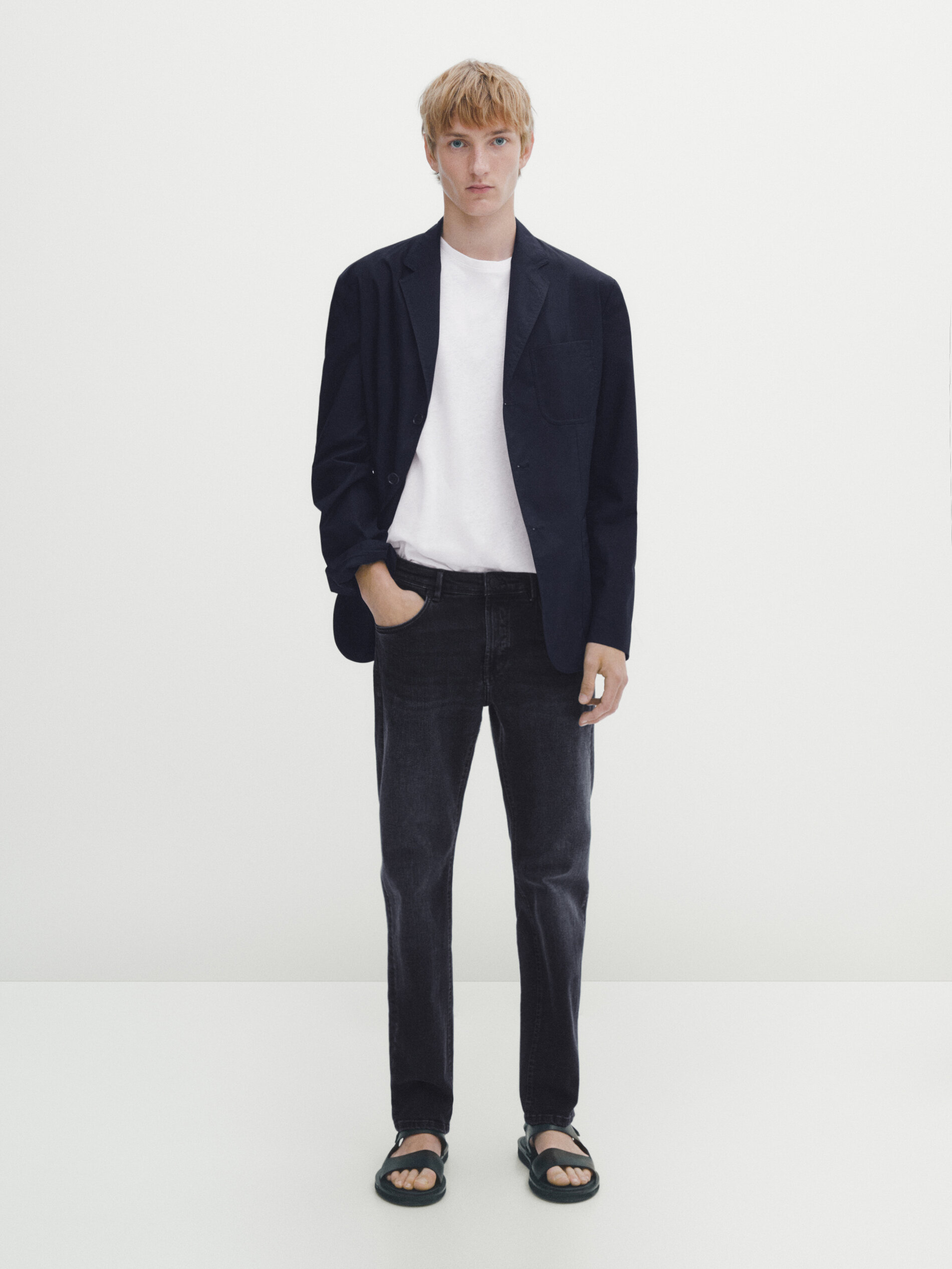 Calça vaqueira slim fit azul e preta - INDIGO