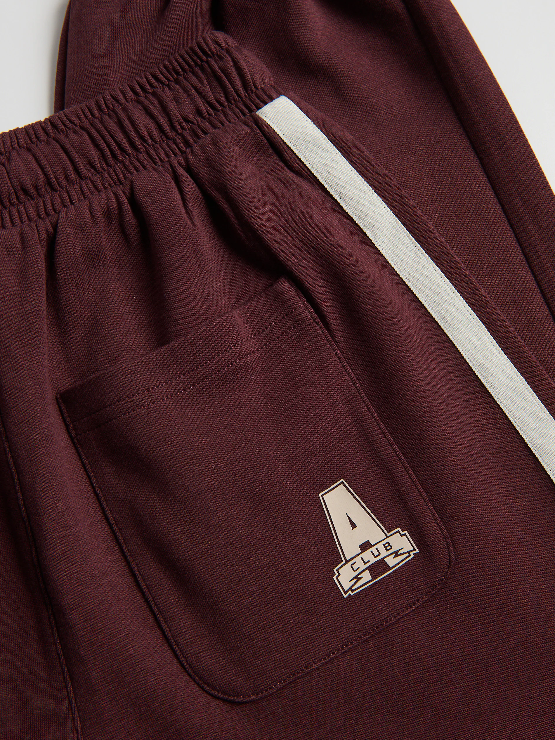 Sportliche Baggy-Jogger