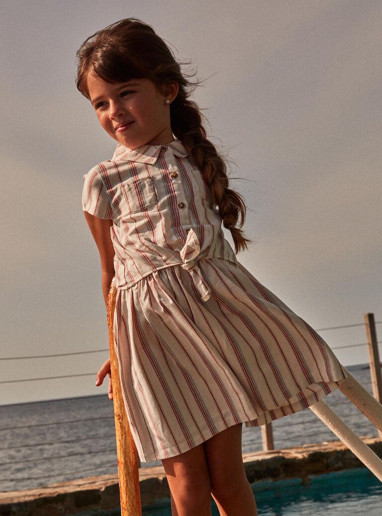 Robe chemise écrue en lin avec rayures