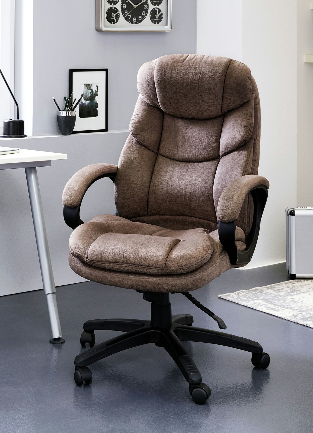 Chefsessel mit hochwertigem Struktur-Microfaserbezug
