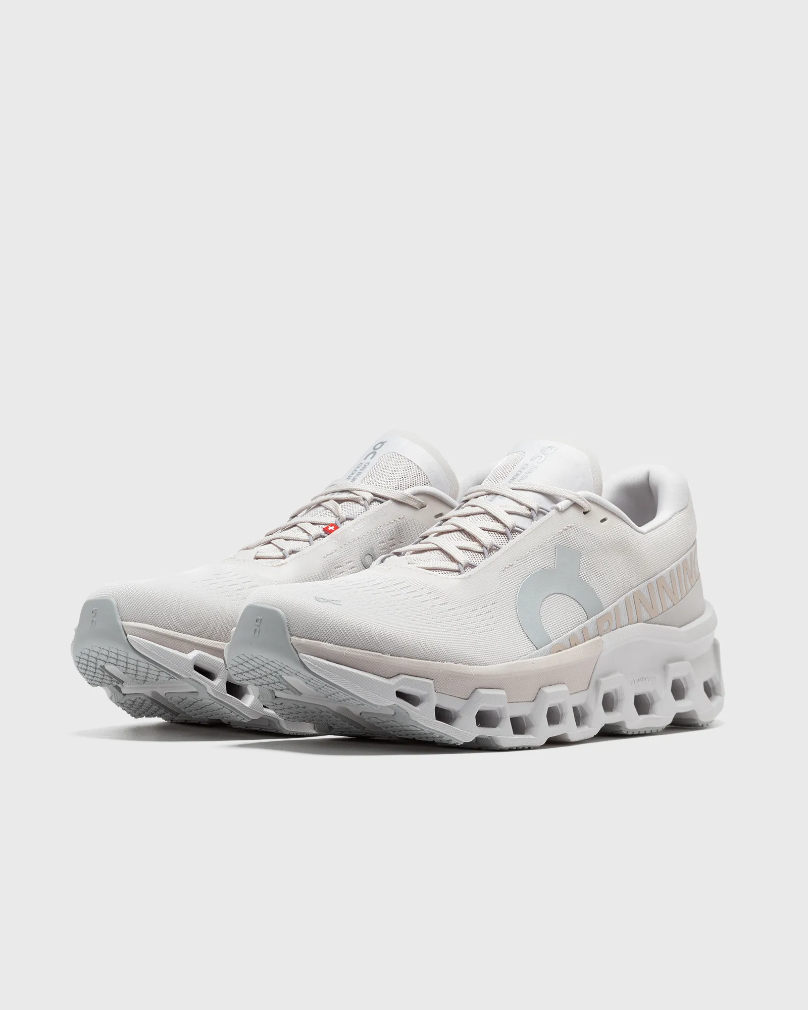 ON Cloudmonster 2