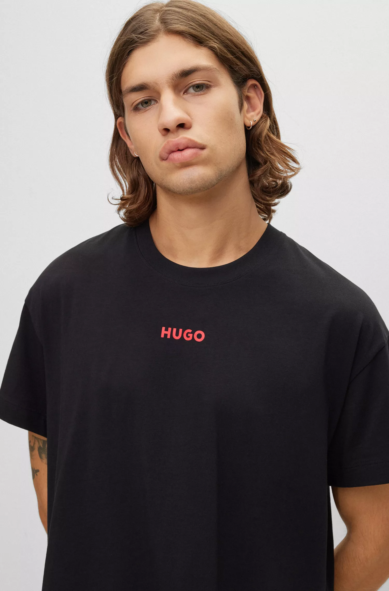 Camiseta de pijama HUGO vermelha, modelagem relaxada, em algodão elástico com logotipo.