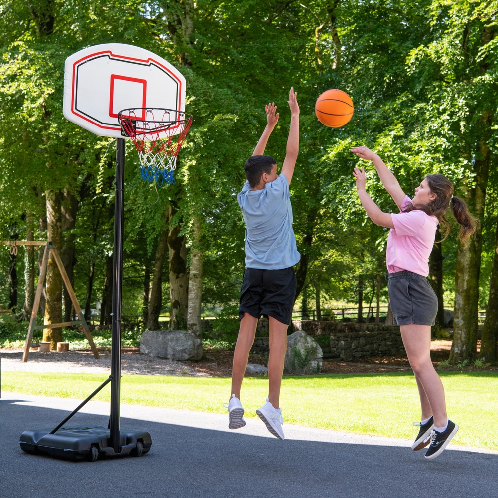 Verstellbarer Basketballständer